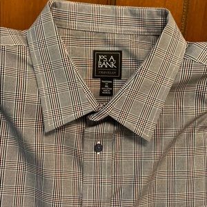 Jos A Bank long sleeve dress shirt